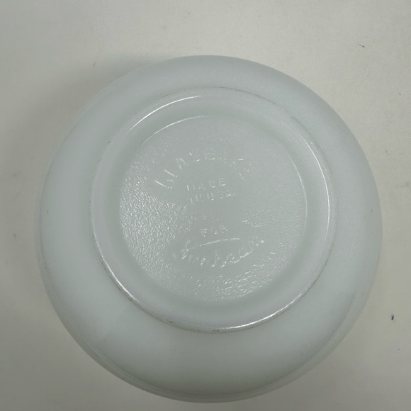 Vintage Sunbeam GlassBake White Milk Glass Mixing Bowl 6.5" A2 - Picture 4 of 5